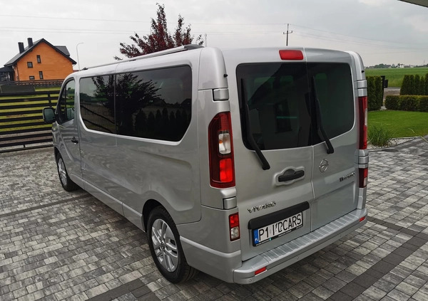 Opel Vivaro cena 79999 przebieg: 199999, rok produkcji 2018 z Chodzież małe 191